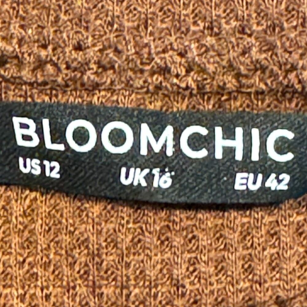 BloomChic Women's Brown Waffle Knit Blouse Floral Embroidery Size 12 - Picture 7 of 9